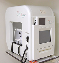 自動視野計や眼軸長測定装置などの写真